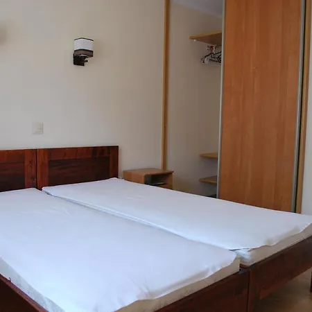 Goscinne Beata Проживание в семье Виселка